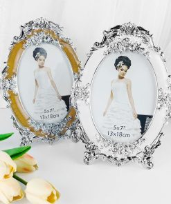 Khung ảnh 13x18 để bàn Gallery tròn viền hoa hồng mạ bạc